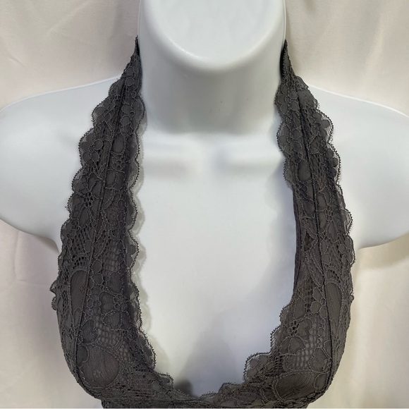 Intimately Free People Grey Lace Halter Bra Sz S - Picture 2 of 6